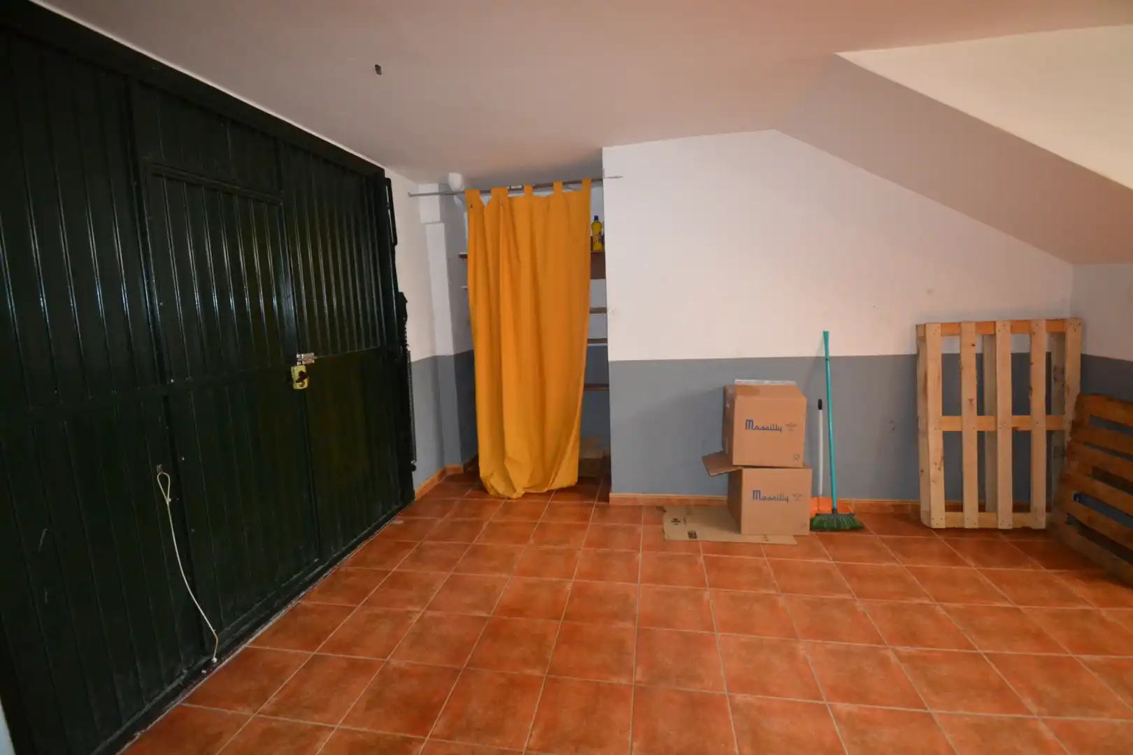 Casa adosada en venta en Malpartida de Plasencia con Calefacción, Terraza y Amueblado