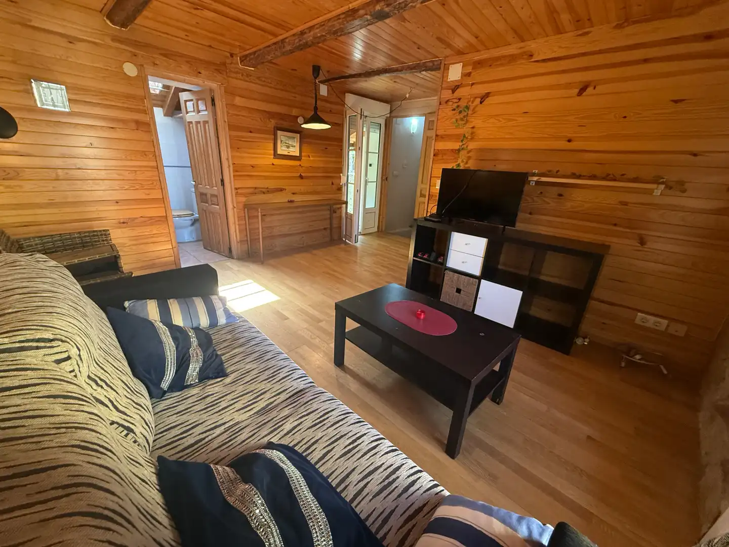 Sala de estar de Casa o chalet en venta en Bembibre con Jardín privado y Amueblado