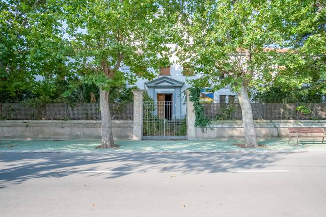 Edificio en Venta en De La Estacion, 19 en Épila