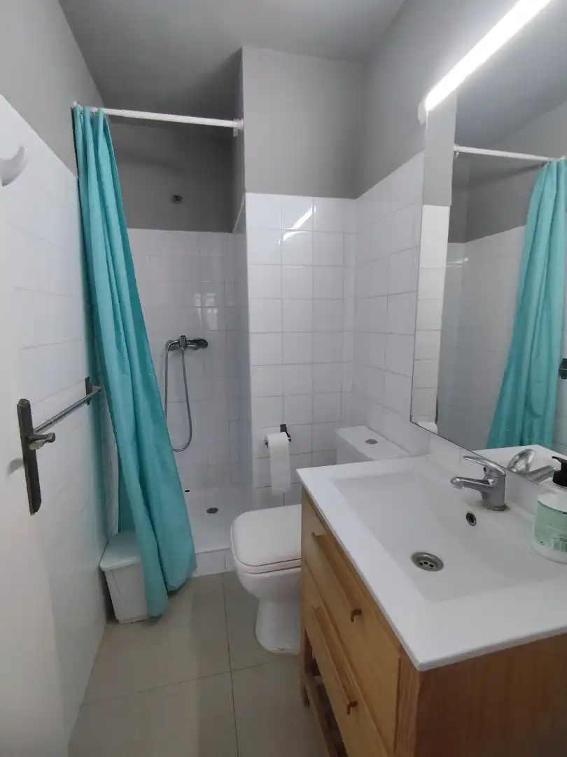 Baño de Piso de alquiler en San Cristóbal de la Laguna con Amueblado, Horno y Lavadora