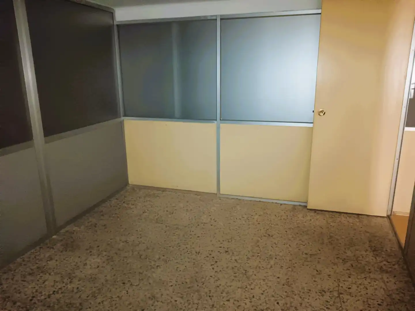 Local comercial en venda a Carrer del Montsià, imagen 7