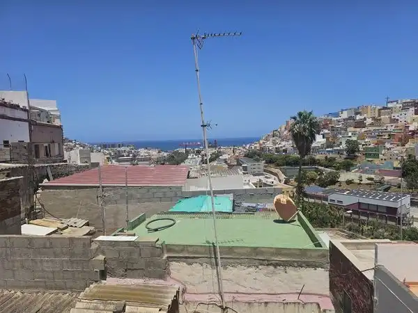 Vista exterior de Piso en venta en Las Palmas de Gran Canaria con Amueblado