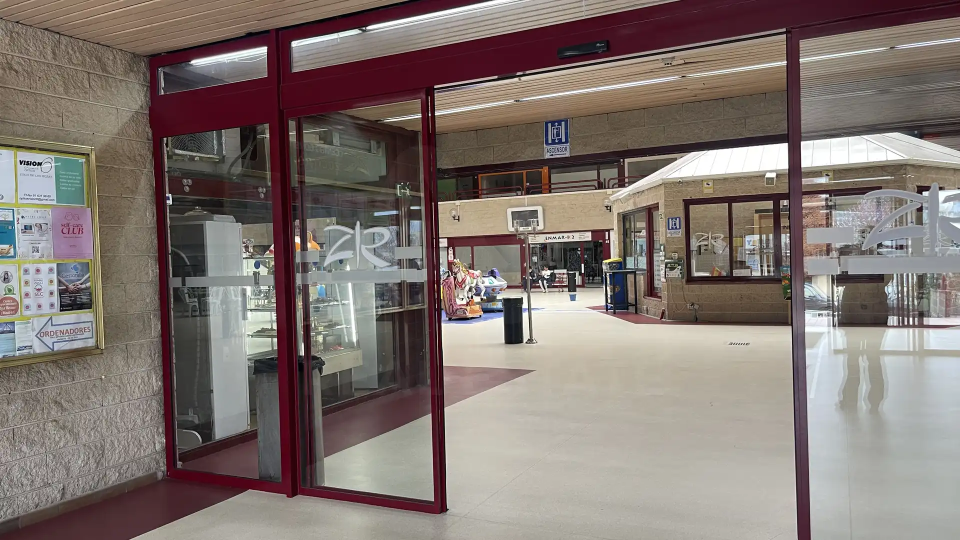Local comercial en traspàs a Monte Rozas, imagen 9
