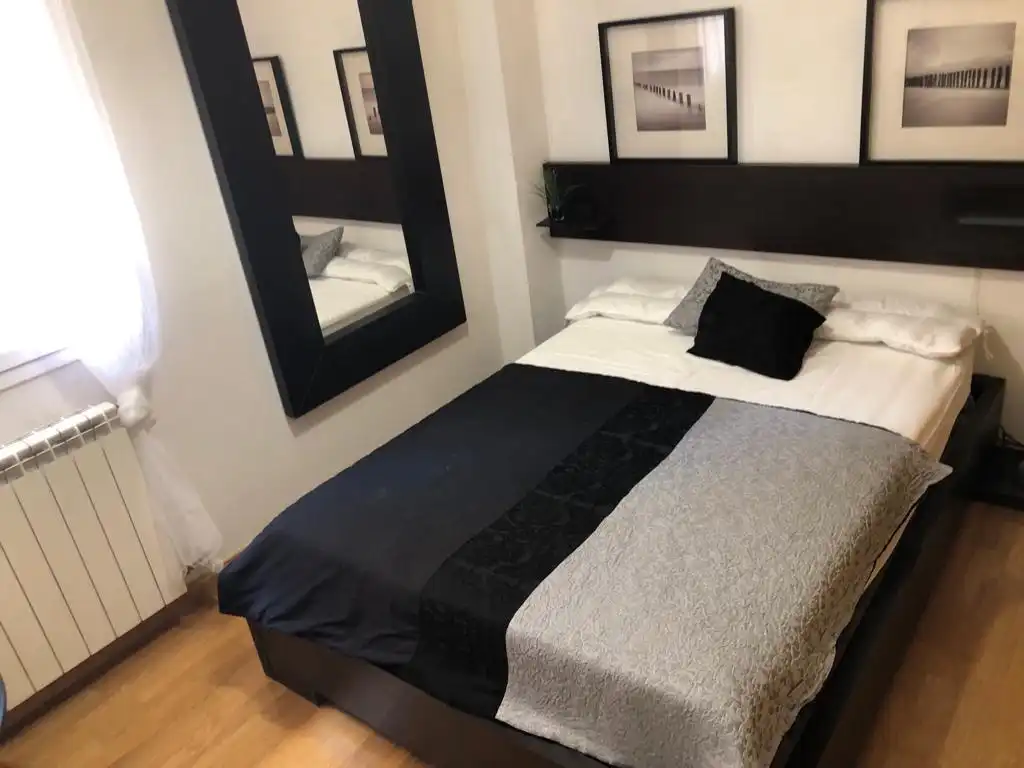 Habitación de Piso de alquiler en Zaragoza con Calefacción, Amueblado y Horno