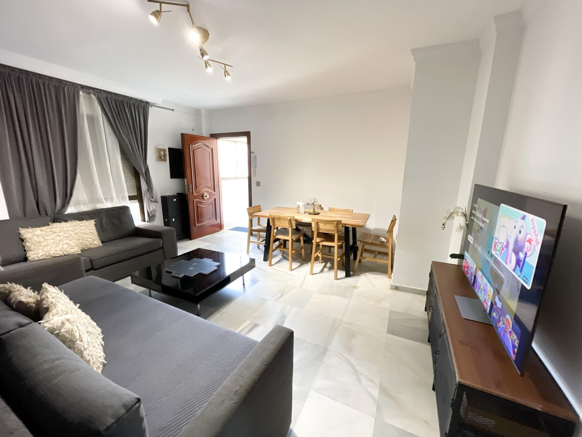Flat for sale in Calle SAN JORGE, 29, El Molinillo - Capuchinos