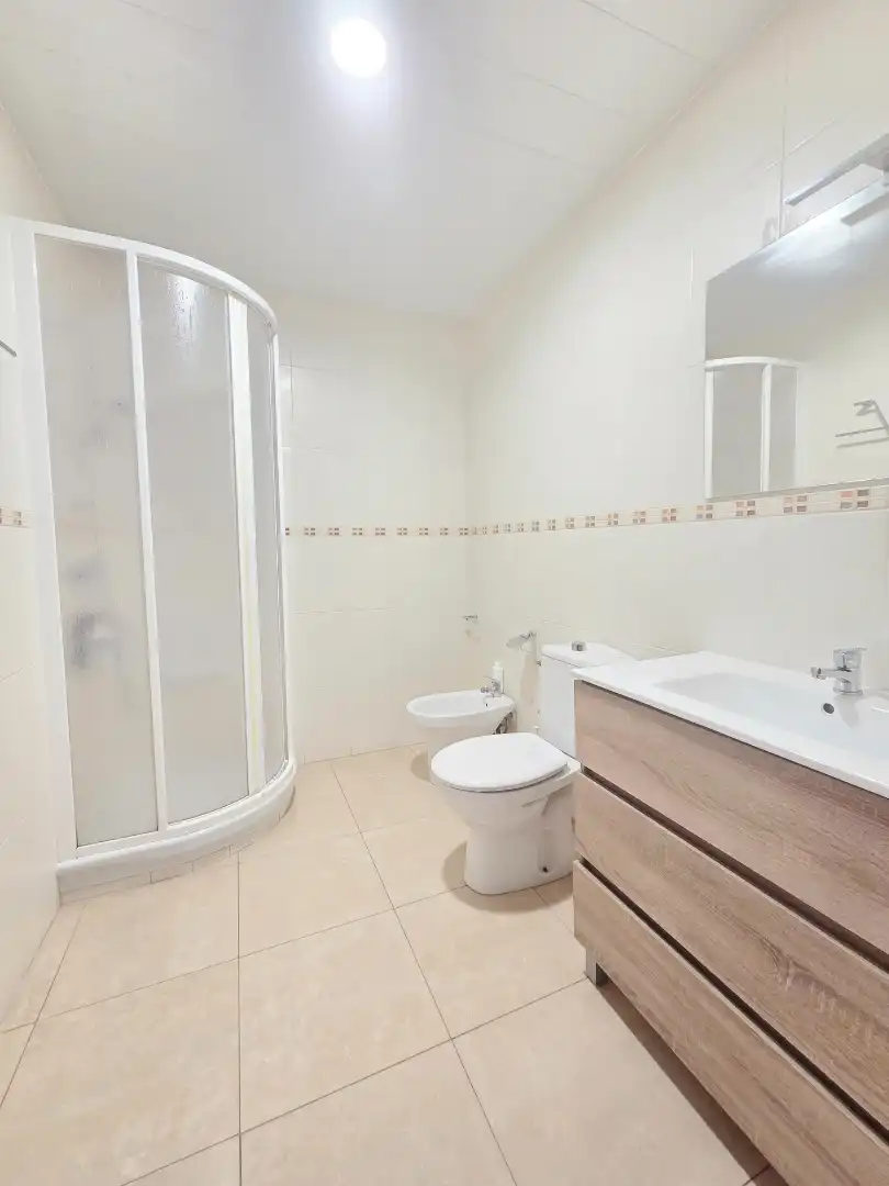 Baño de Piso en venta en Cerdanyola del Vallès con Aire acondicionado, Calefacción y Balcón