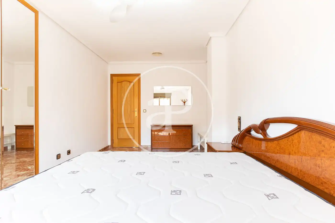 Bedroom of Flat for rent in Valencia  with Air Conditioner, Heating and Furnished