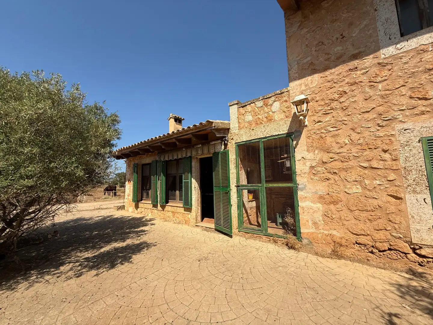 Vista exterior de Finca rústica en venta en Llucmajor con Jardín privado, Terraza y Balcón