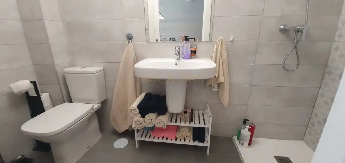 Baño de Apartamento en venta en Mijas con Aire acondicionado, Calefacción y Terraza
