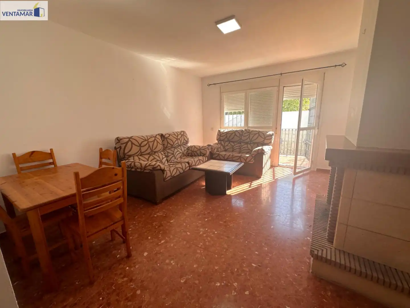 Sala de estar de Casa o chalet en venta en San Roque con Aire acondicionado, Calefacción y Jardín privado