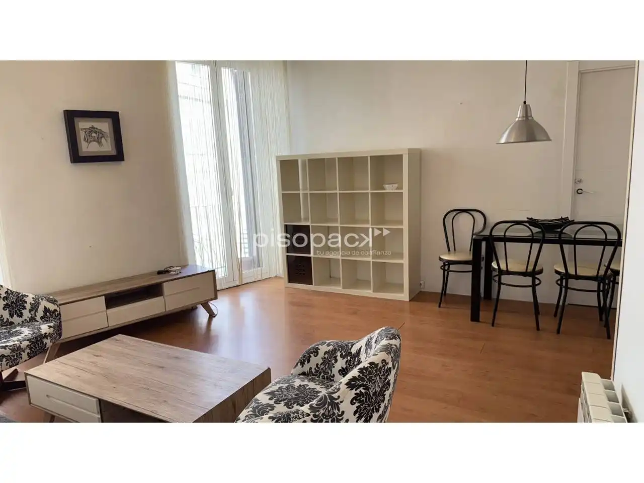 Living room of Flat for sale in  Pamplona / Iruña  with Heating, Parquet flooring and Storage room