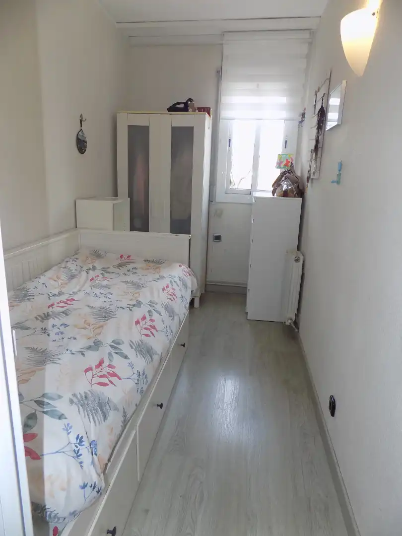 Habitación de Piso en venta en Badalona con Aire acondicionado, Calefacción y Parquet