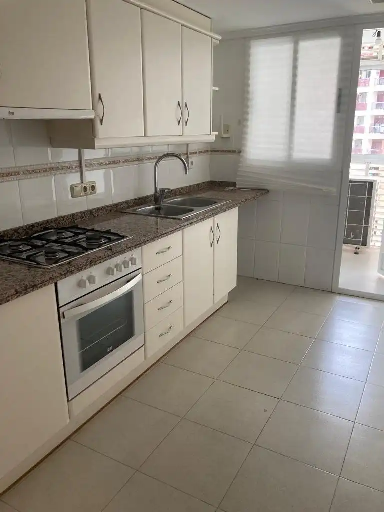 Flat for rent in Valencia, Valencia