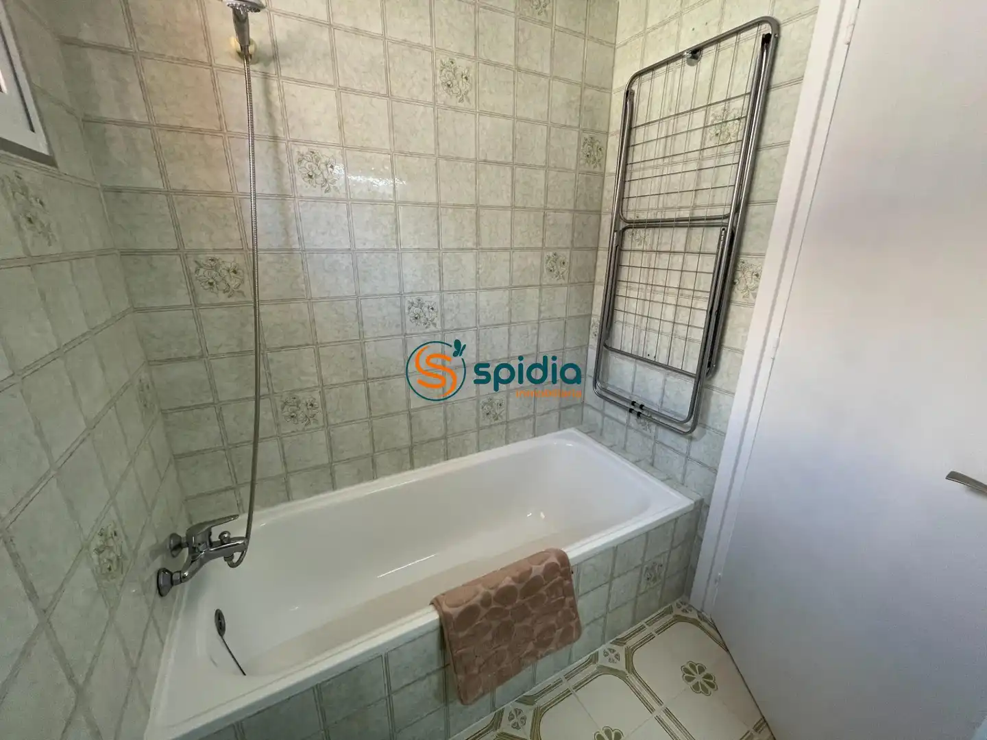 Baño de Apartamento de alquiler en Águilas con Balcón
