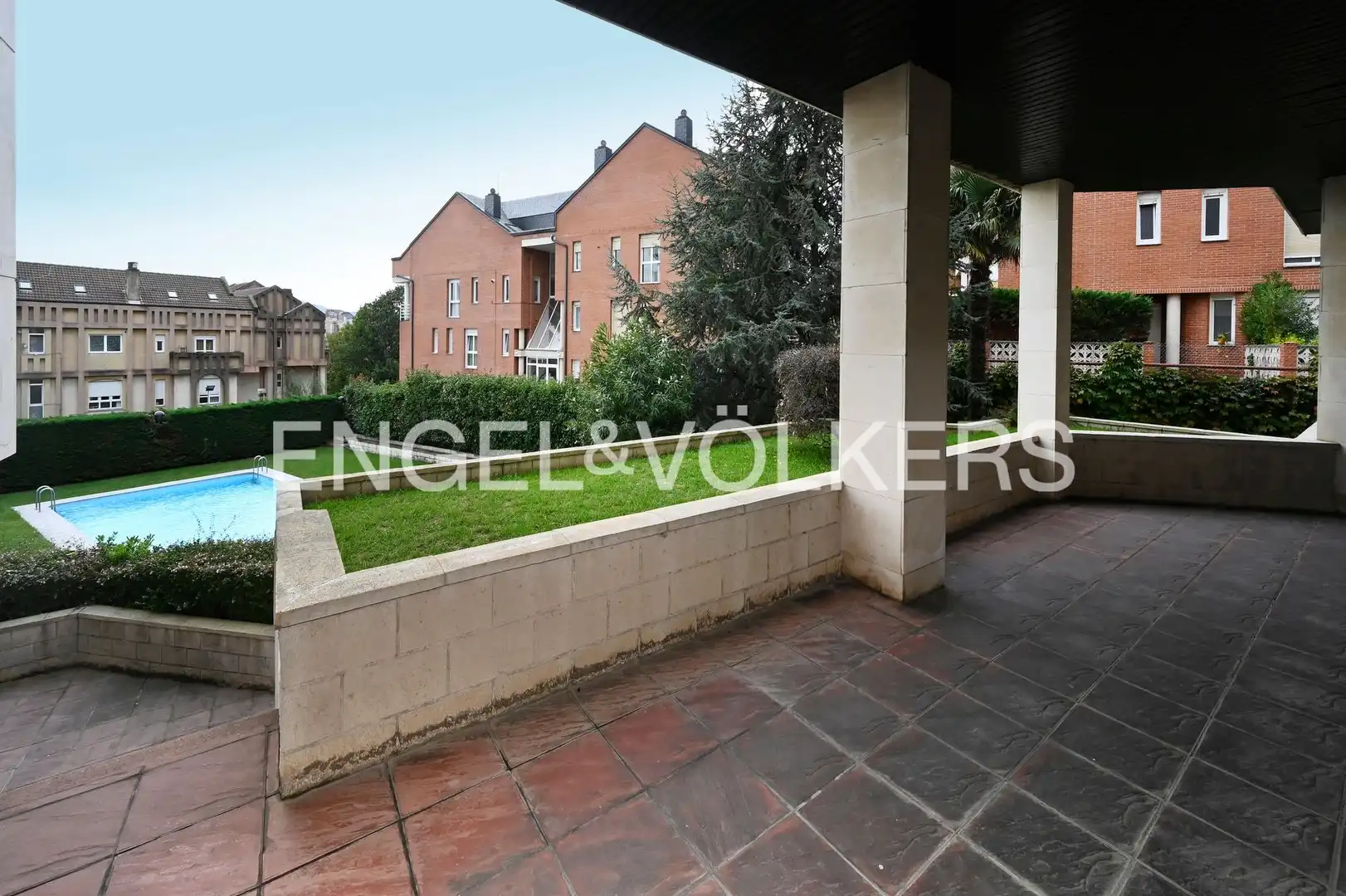 Terraza de Piso en venta en Valdenoja