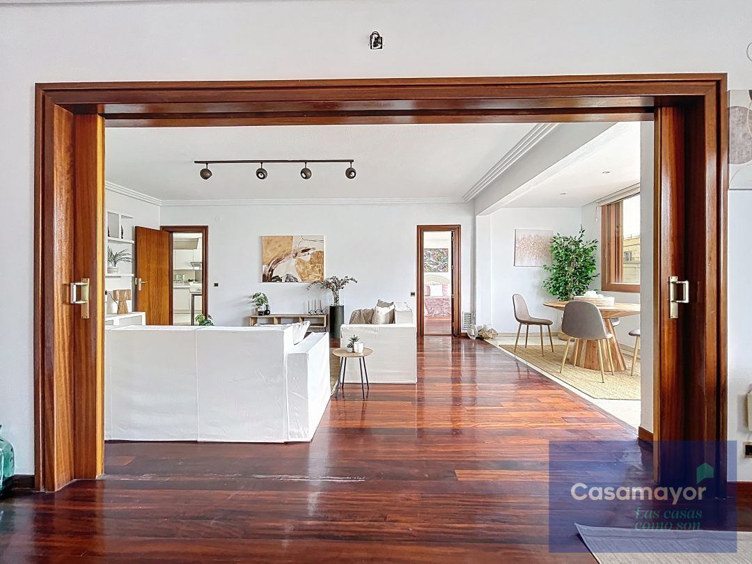 Living room of Flat for sale in Alicante / Alacant  with Air Conditioner, Heating and Storage room