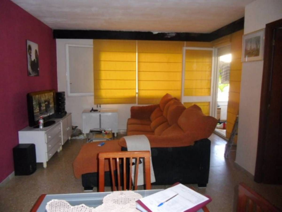 Living room of Flat for sale in Manresa  with Heating and Balcony