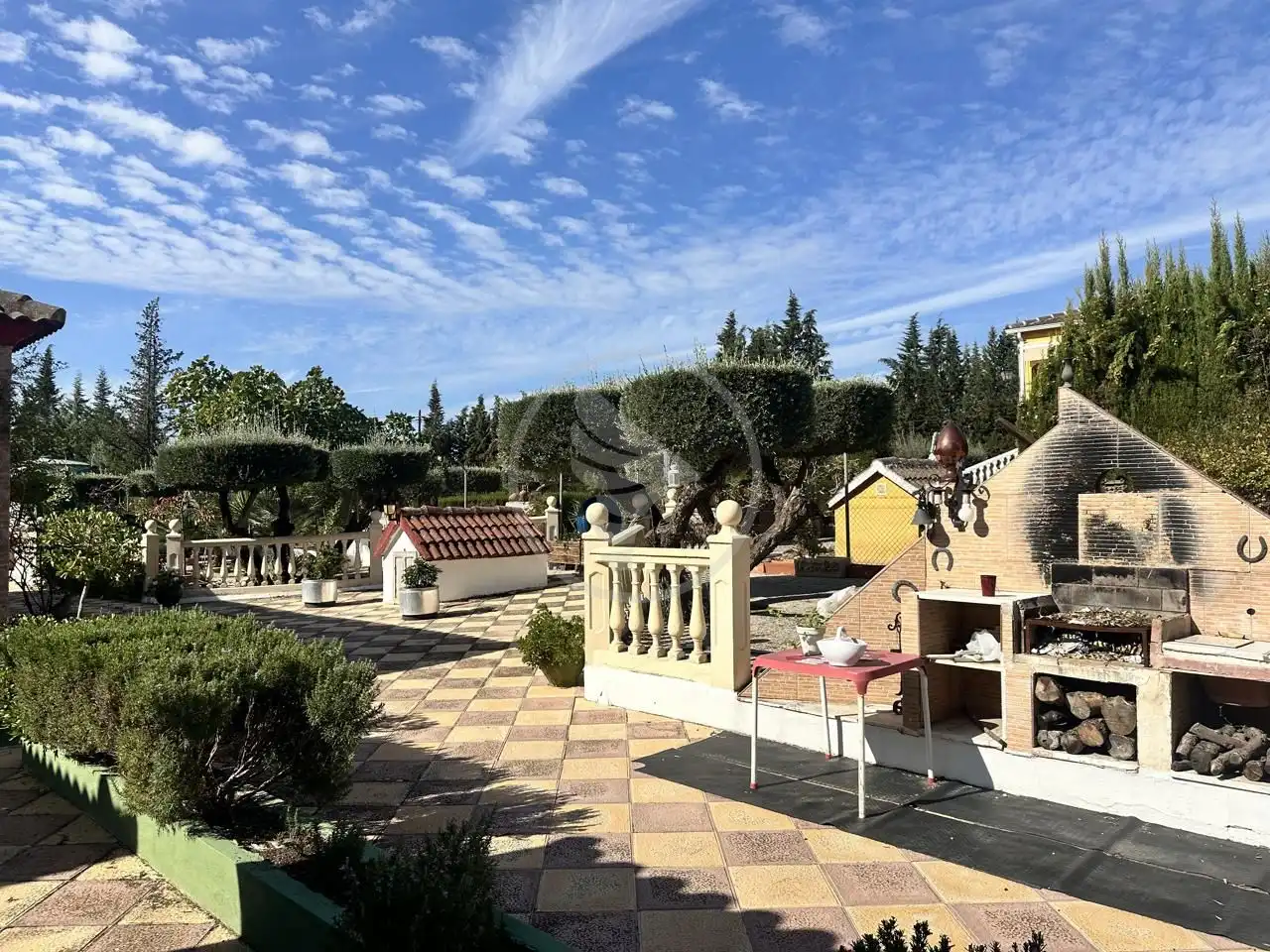 Jardí de Finca rústica en venda en Linares amb Jardí privat, Terrassa i Piscina