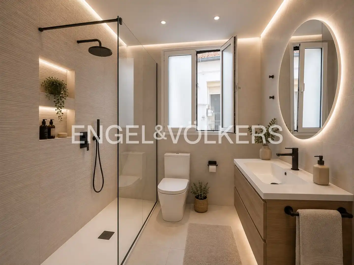 Bathroom of Flat for sale in Madrid  with Heating
