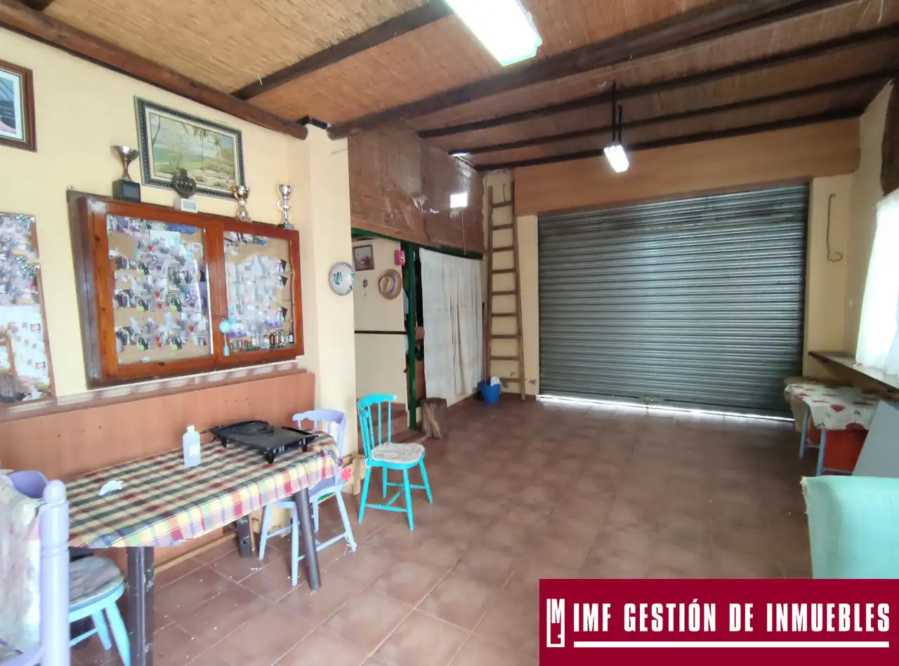 Finca rústica en venta en Vélez-Málaga con Jardín privado, Terraza y Trastero