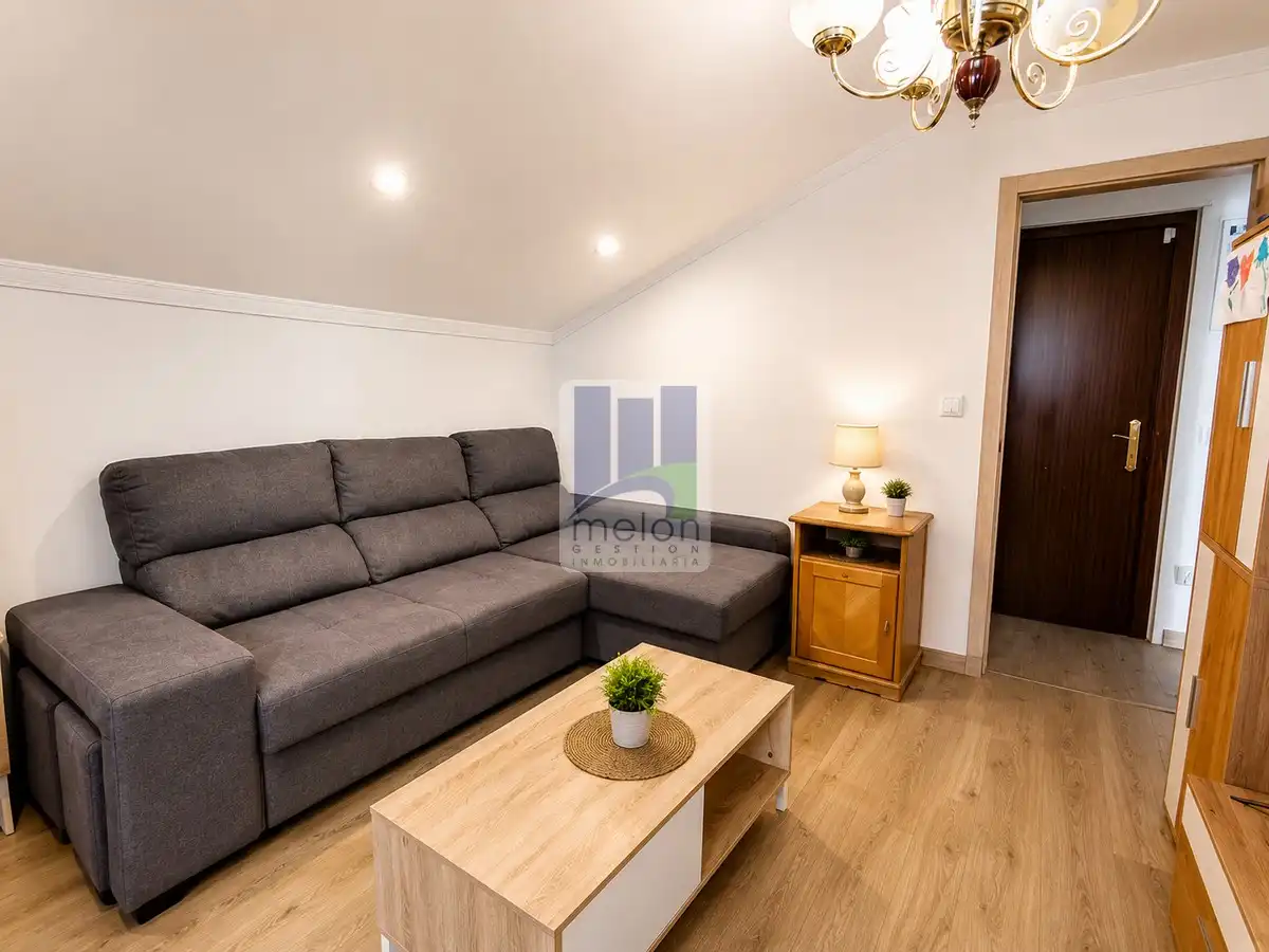 Sala de estar de Piso en venta en Burgos con Trastero