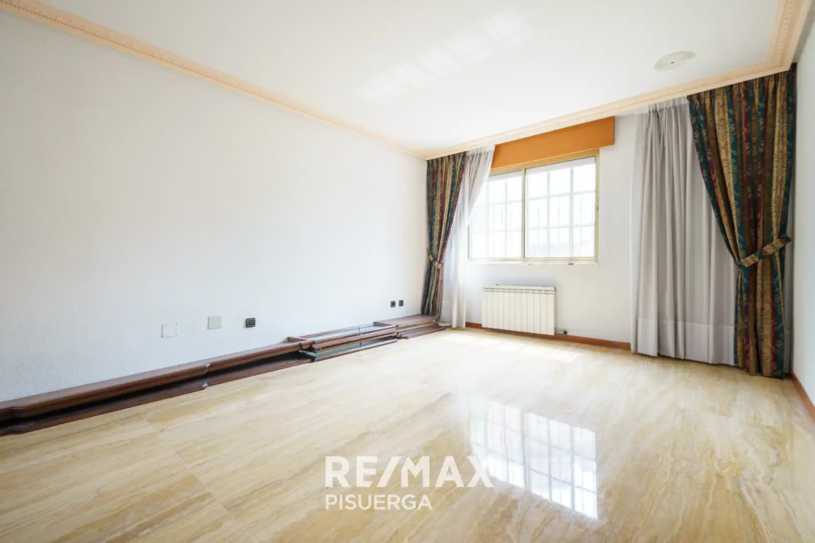 Chalet con jardín en venta en Calle Castilla y León 1, imagen 26