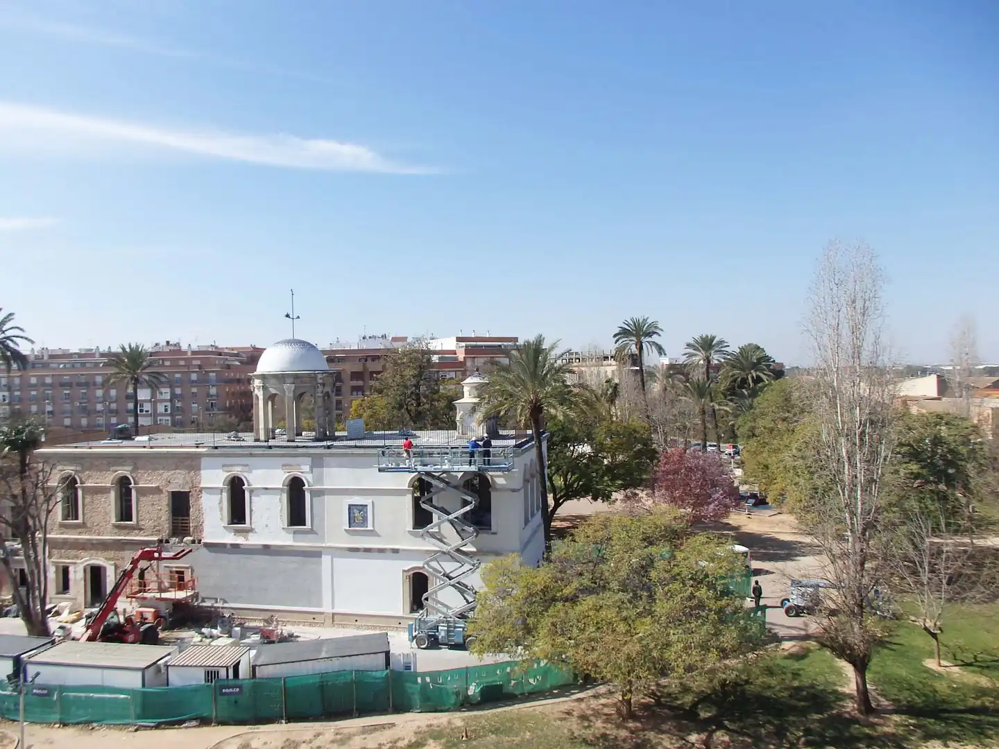 Vista exterior de Àtic en venda en Paiporta amb Aire condicionat, Terrassa i Traster