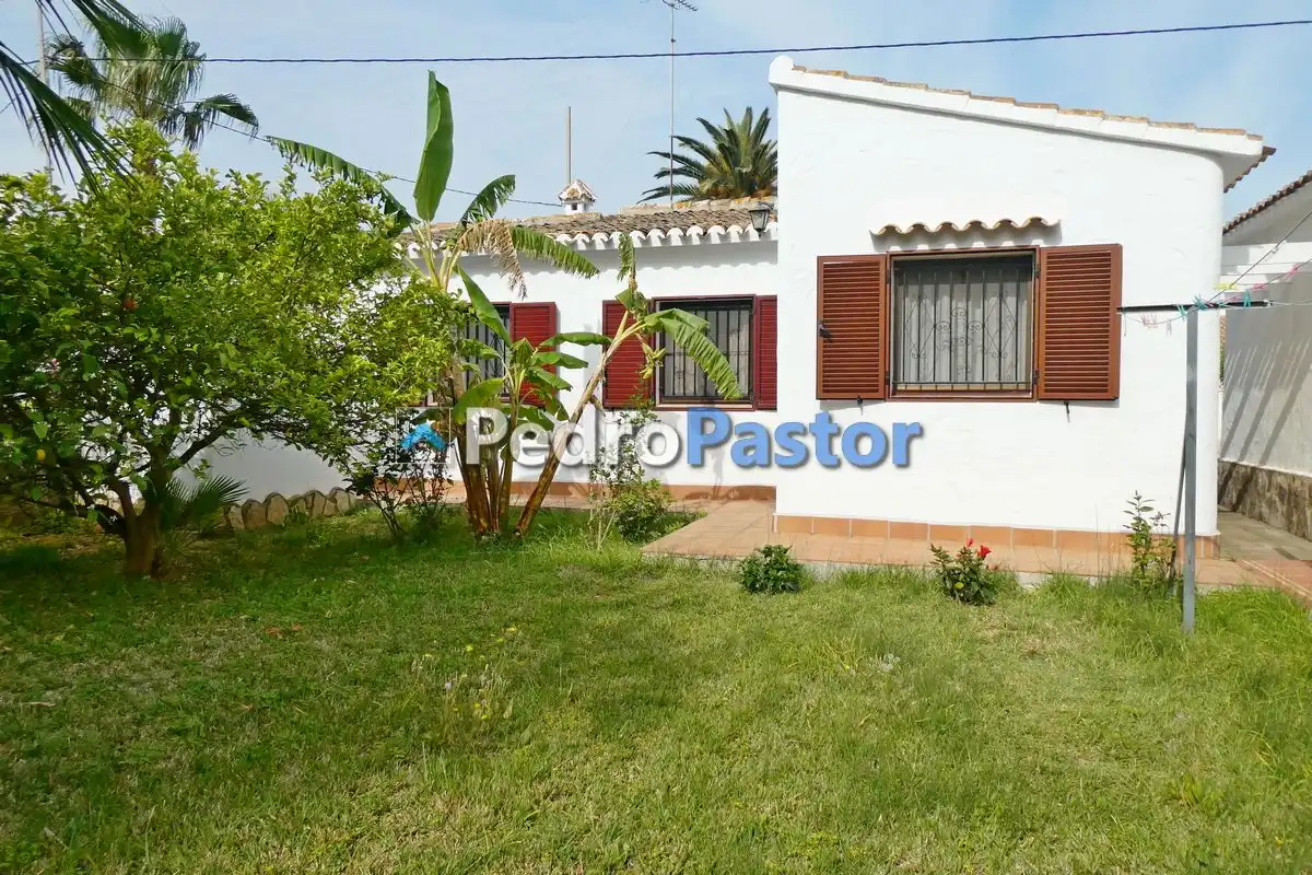 Jardín de Casa o chalet en venta en Dénia con Aire acondicionado, Calefacción y Terraza