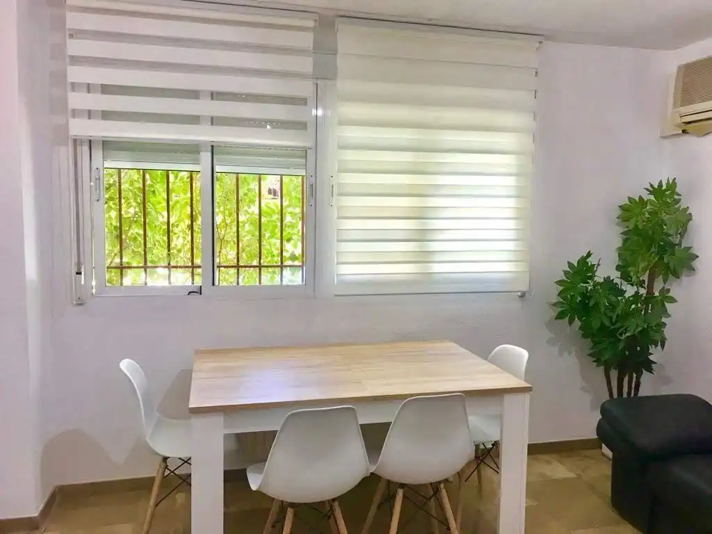 Dining room of Flat for rent in Granada  with Air Conditioner, Heating and Furnished