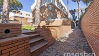 Vista exterior de Casa adosada en venda en Gavà