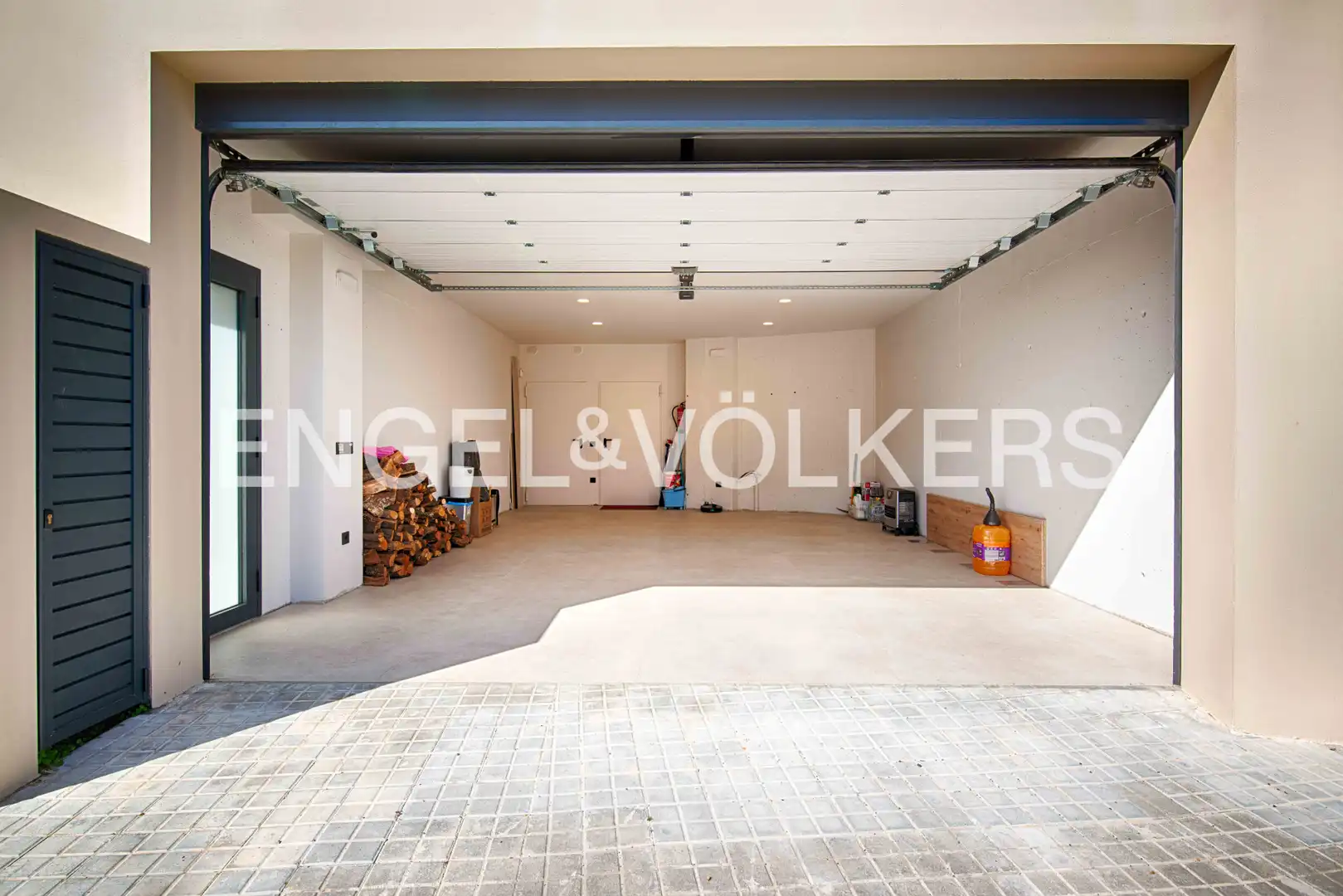 Houses for sale in Colera  with Air Conditioner, Heating and Private garden