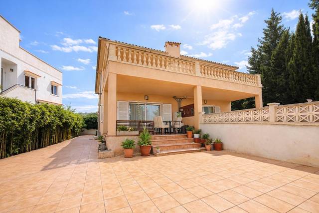 Casa adosada en Venta en Bunyola