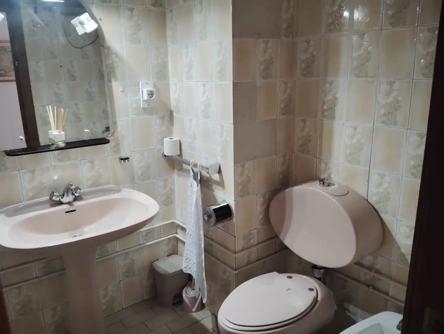 Baño de Piso de alquiler en Granada con Calefacción, Amueblado y Horno
