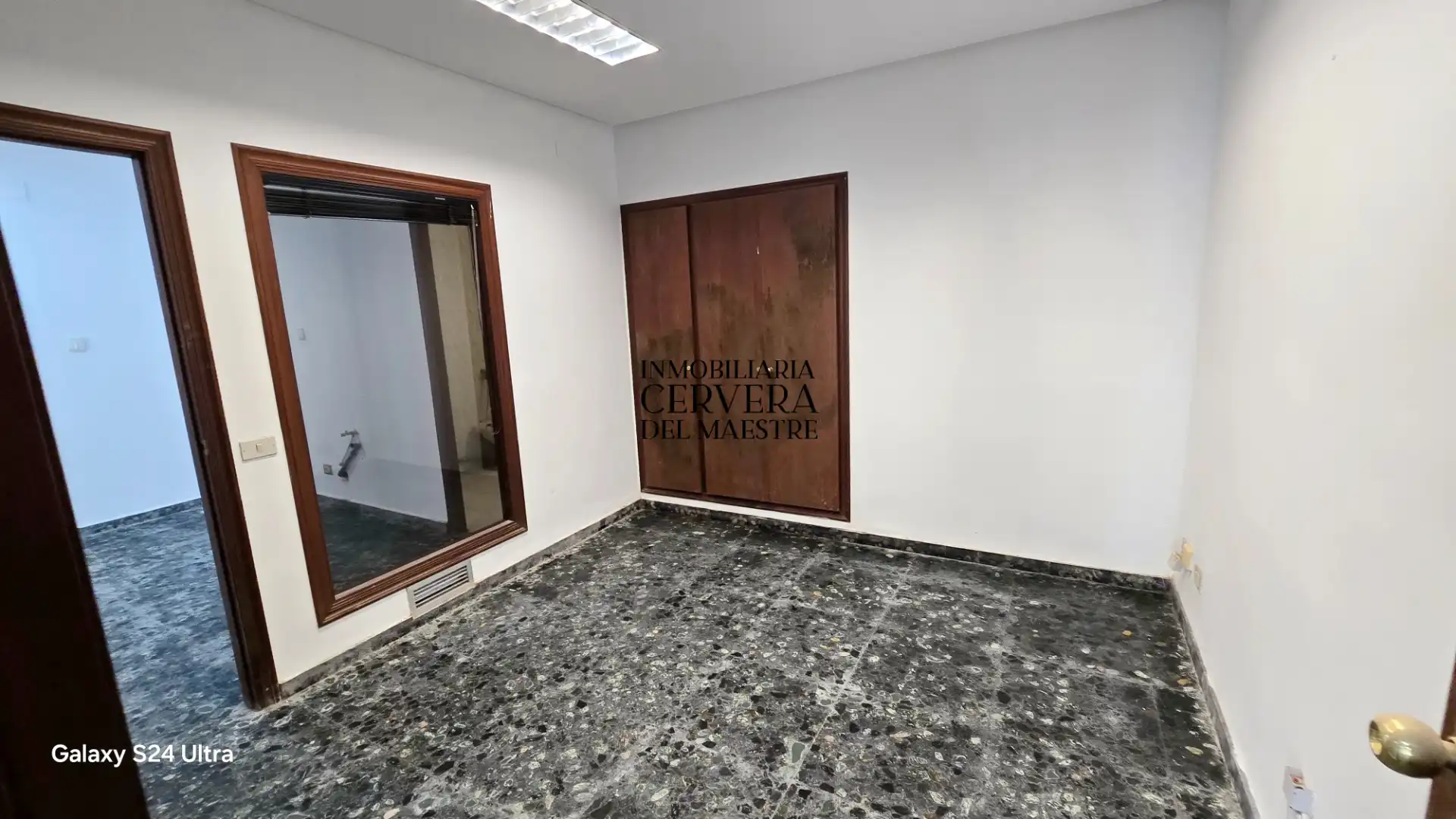 Oficina en venta en Cervera del Maestre