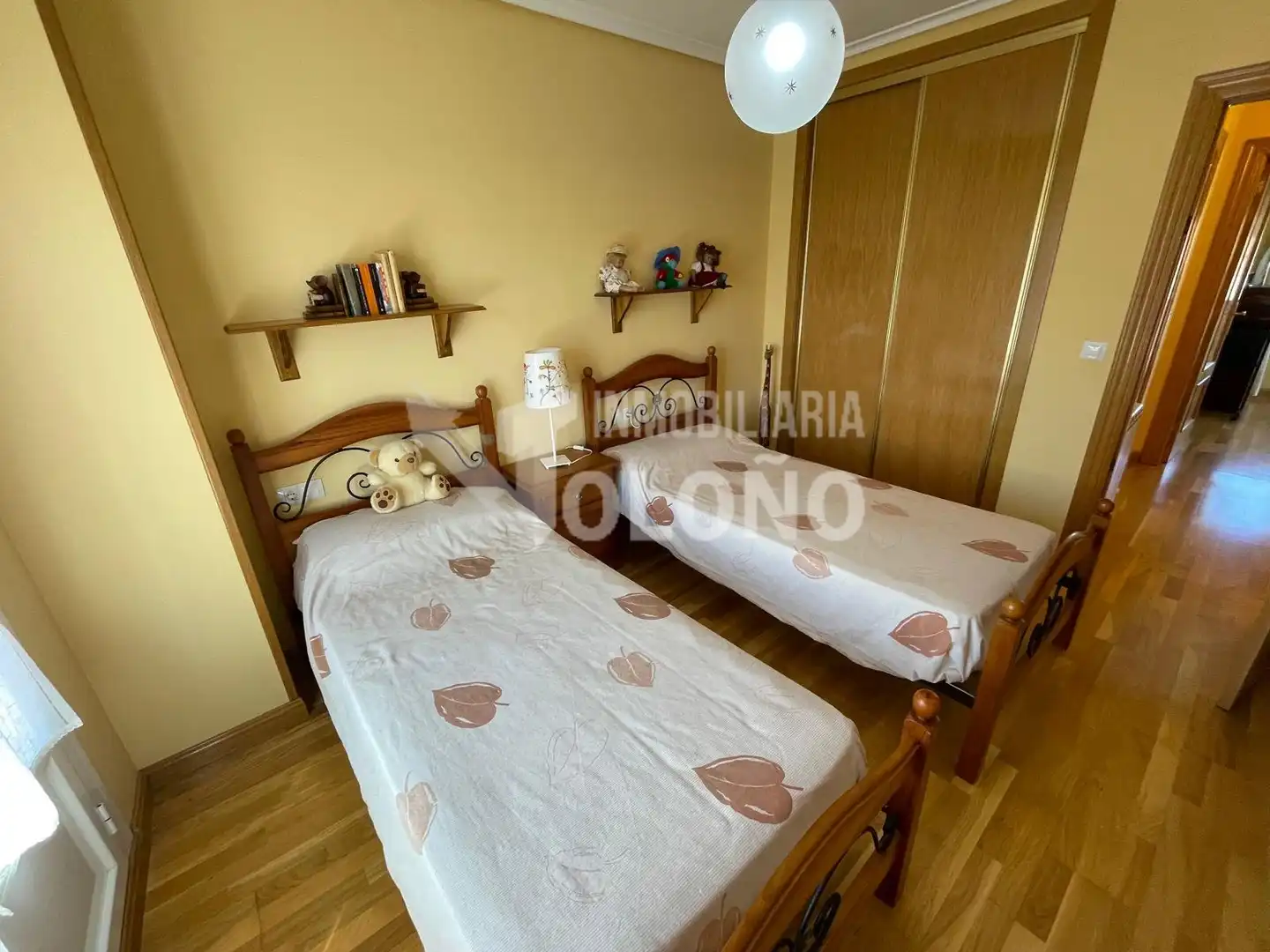 Habitación de Casa o chalet en venta en Alesanco con Calefacción, Jardín privado y Parquet