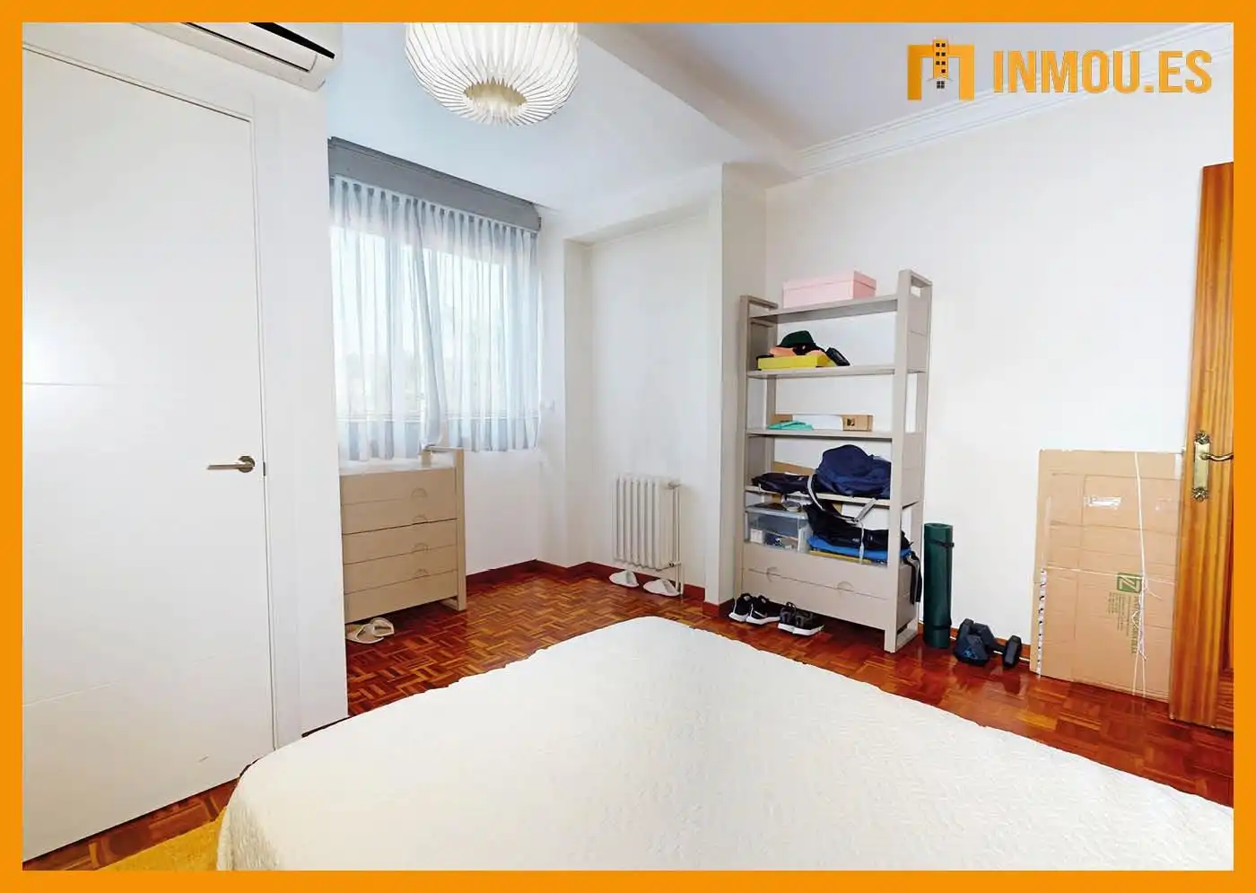 Habitación de Piso de alquiler en Ourense Capital  con Aire acondicionado, Calefacción y Parquet