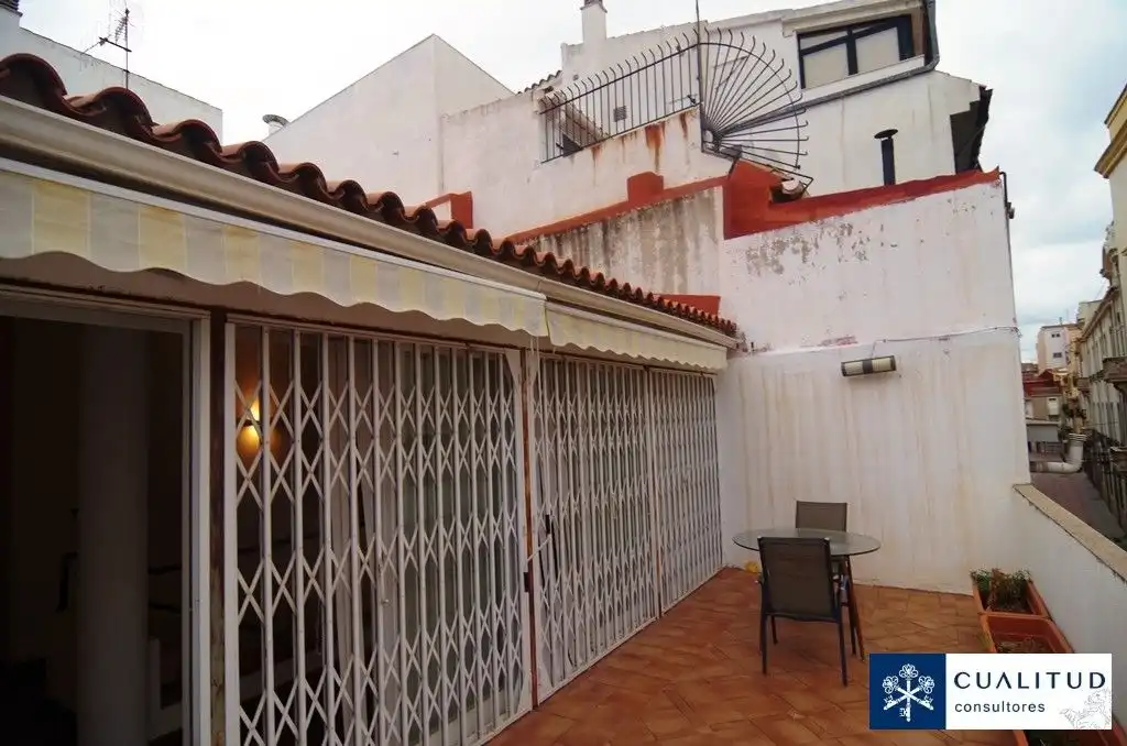 Terraza de Casa o chalet en venta en Castellón de la Plana / Castelló de la Plana con Calefacción, Parquet y Terraza