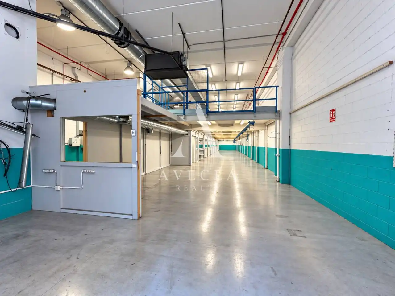 Industriegebäude zur Miete in Avenida Cortes Catalanas 2, imagen 2