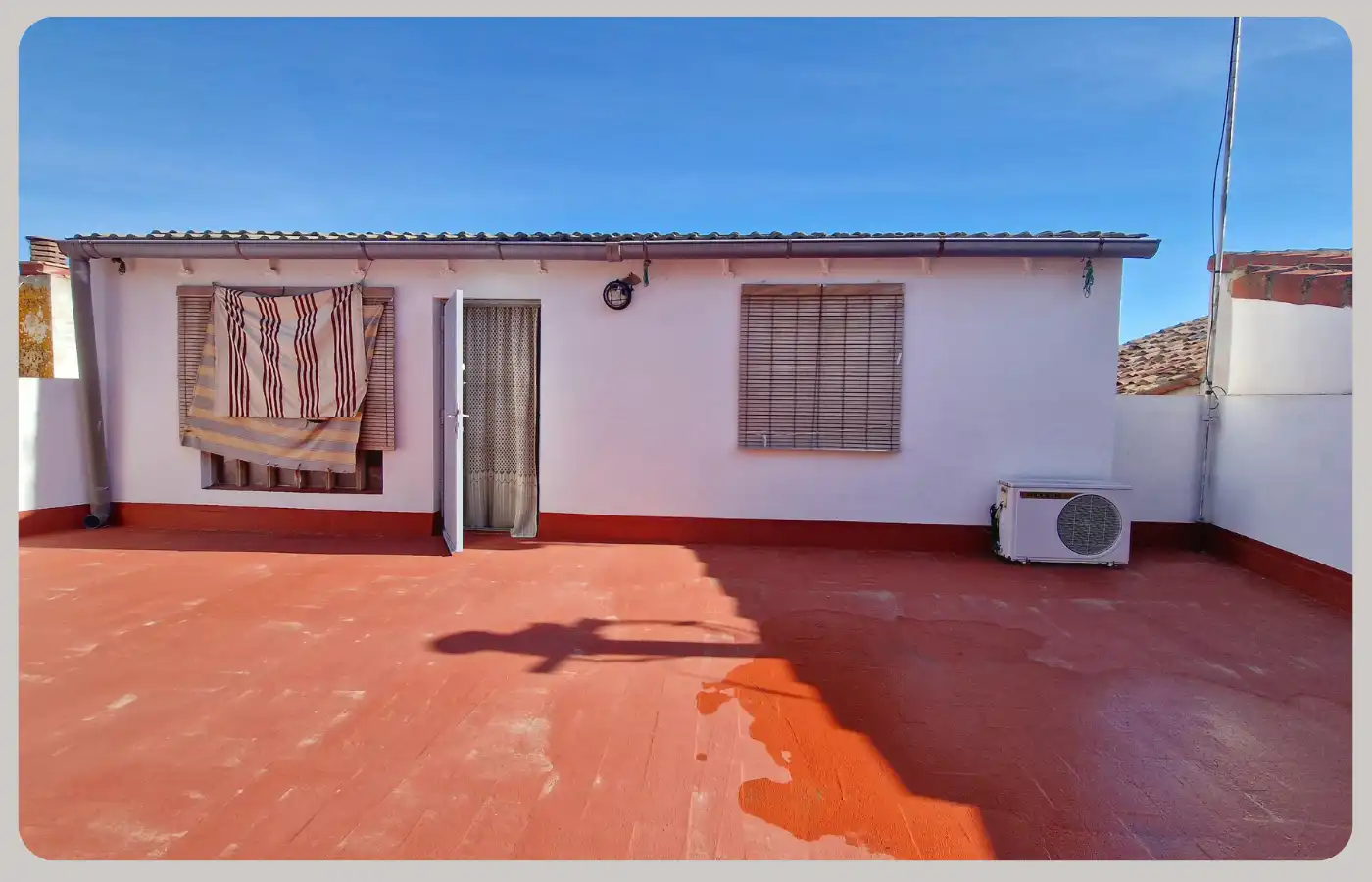 Detached homes for sale in Calle Hortales, Andorra (Teruel)