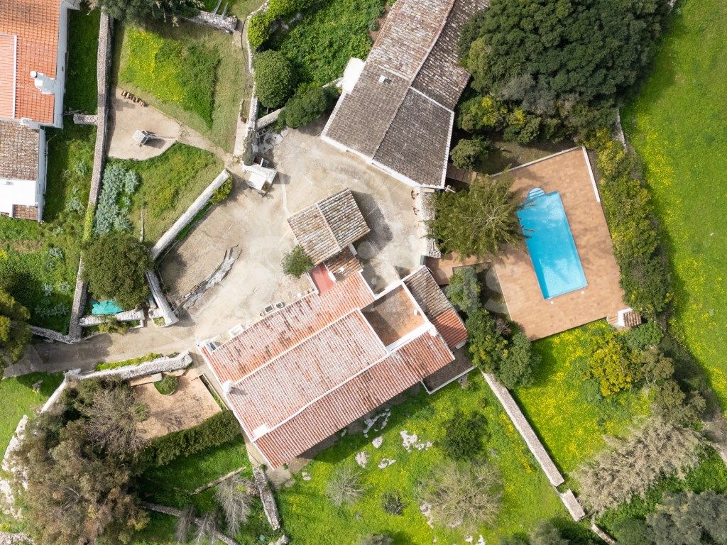 Vista exterior de Finca rústica en venda en Alaior amb Piscina