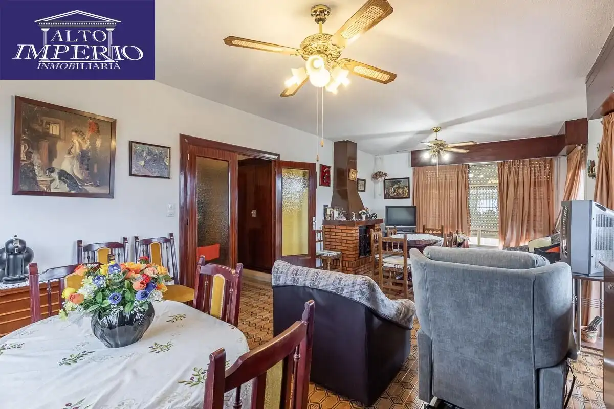 Casa con terrazza in vendita a Avenida HUETOR VEGA, imagen 9