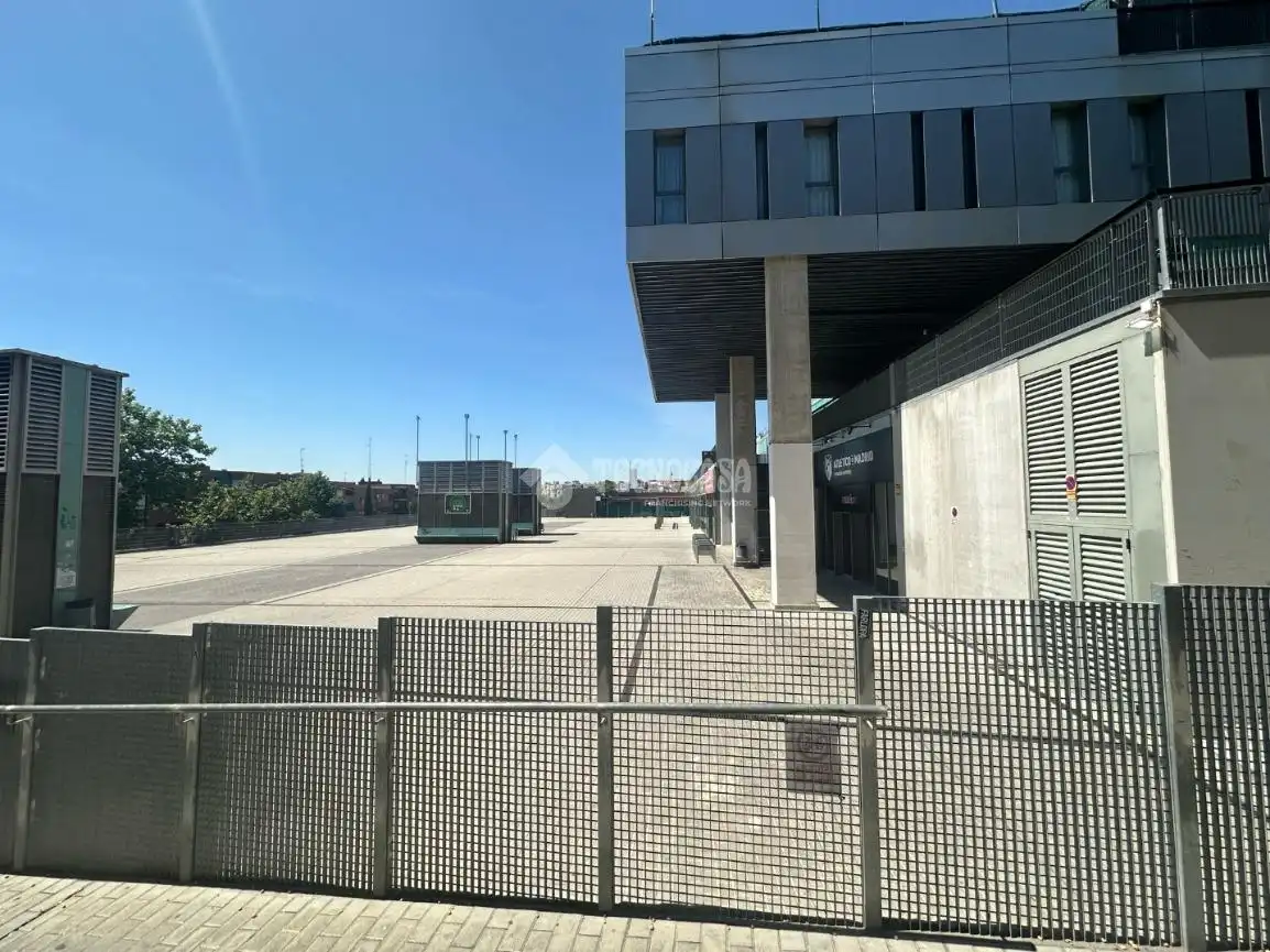 Aparcament de Pis en venda en San Sebastián de los Reyes amb Terrassa i Balcó
