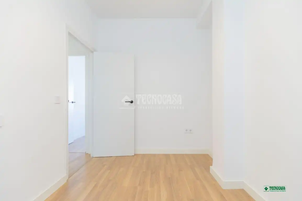 Habitación de Piso en venta en Almería