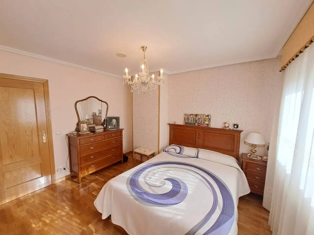 Habitación de Casa adosada en venta en Villagonzalo Pedernales con Calefacción, Jardín privado y Terraza