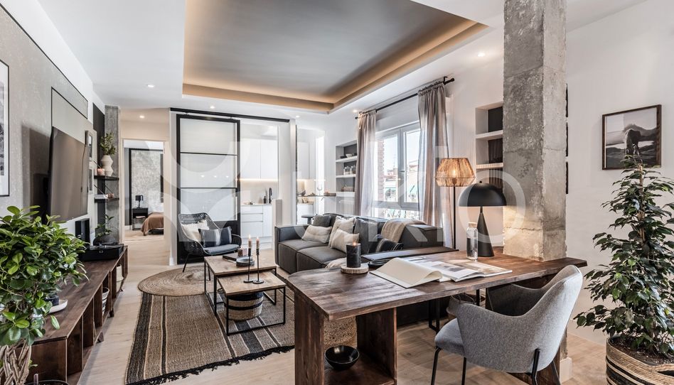 Apartamento de alquiler en Calle de Santa Engracia, Trafalgar