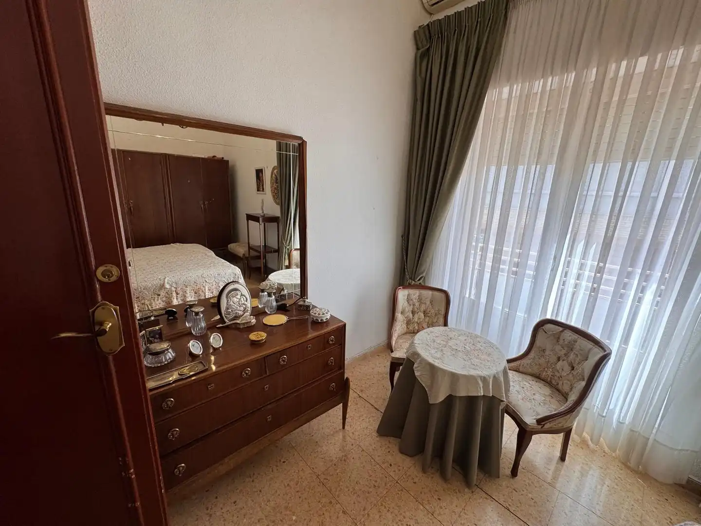 Habitación de Casa o chalet en venta en Elda con Aire acondicionado, Terraza y Amueblado