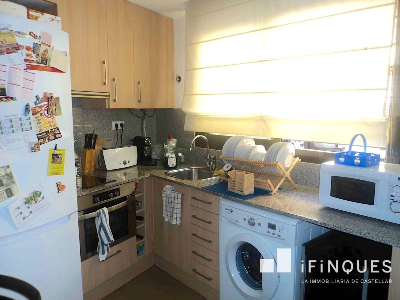 Cuina de Planta baixa en venda en Rubí amb Calefacció, Terrassa i Traster