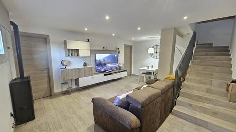 Foto 2 de Casa o xalet en venda a Calle Teresa de Calcuta, Castellnou - Can Mir - Can Solà, Rubí