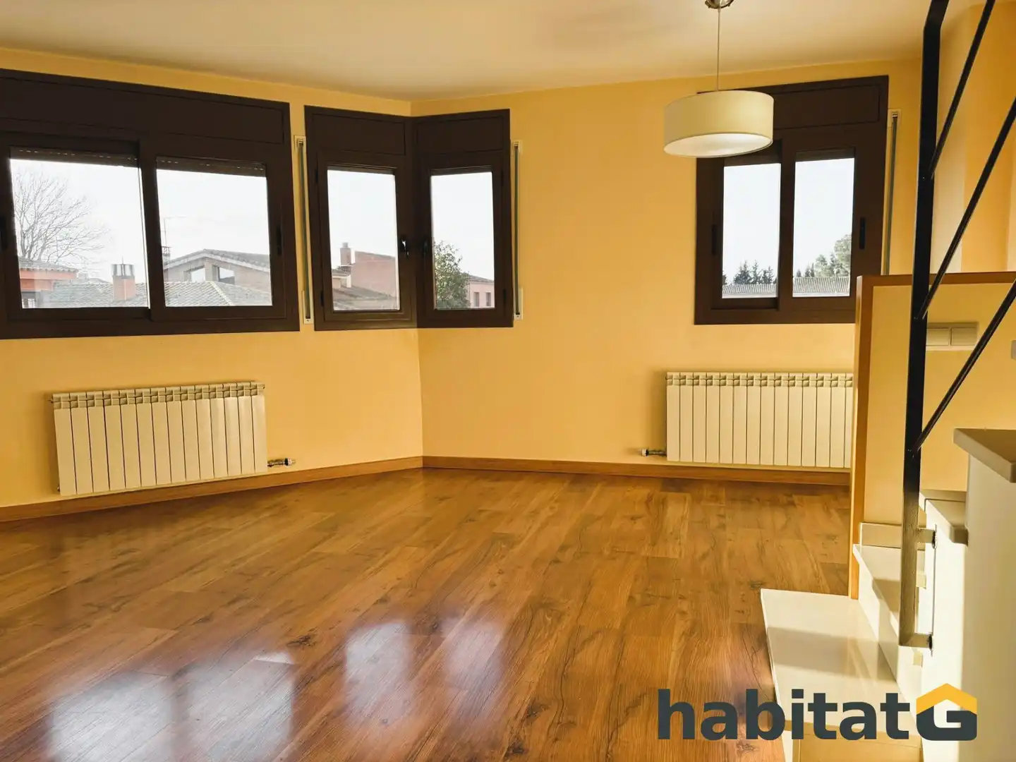 Sala de estar de Casa adosada en venta en El Palau d'Anglesola con Calefacción, Terraza y Trastero