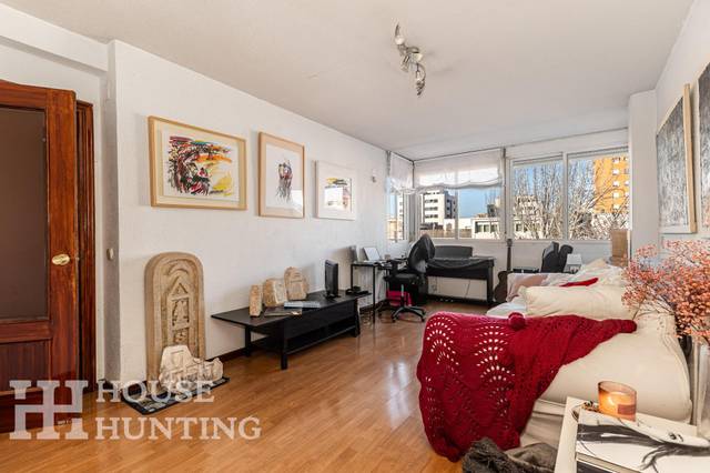 Piso en Venta en Calle  Santa Susana en Pinar del Rey